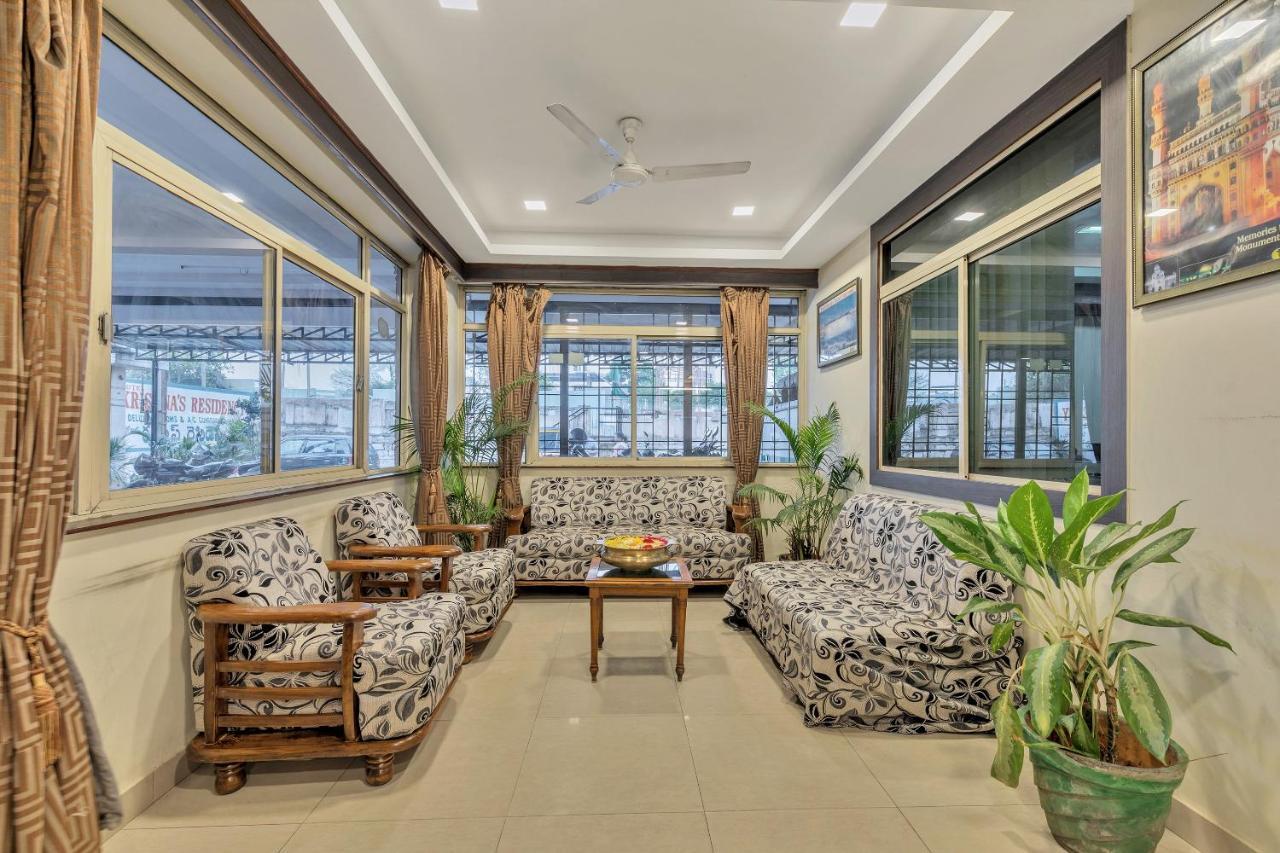 Oyo 11428 Hotel Krishna'S Residency Hyderabad Exterior photo